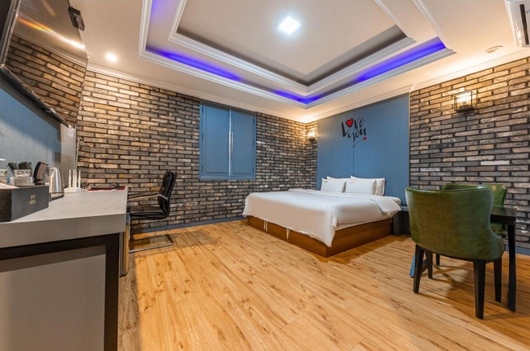 Pyeongtaek Gallery Hotel Экстерьер фото